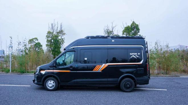 B970-plus 房车亮相北京房车展不朽情缘app自由奔赴山海之约！趣蜂(图10)