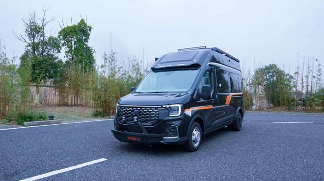 B970-plus 房车亮相北京房车展不朽情缘app自由奔赴山海之约！趣蜂(图9)