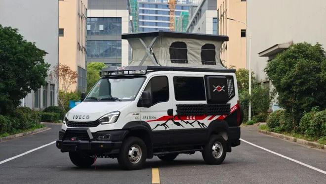 1月28亮相成都房车展全时四驱三把锁不朽情缘模拟器这才是能越野的露营车1(图10)