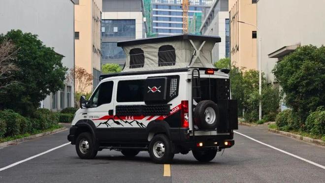 1月28亮相成都房车展全时四驱三把锁不朽情缘模拟器这才是能越野的露营车1(图9)